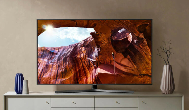 Samsung UE55RU7470 : le téléviseur Ultra HD 4K